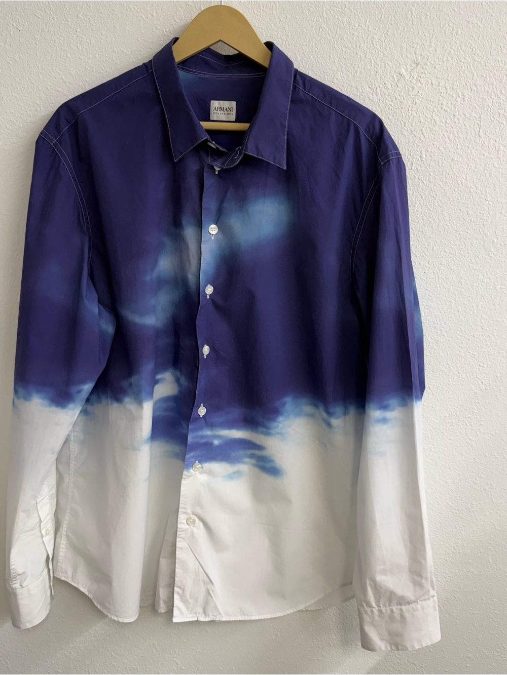 Armani  Collezioni rare ss2004 Men's Blue cloud Button-Up Shirt.
